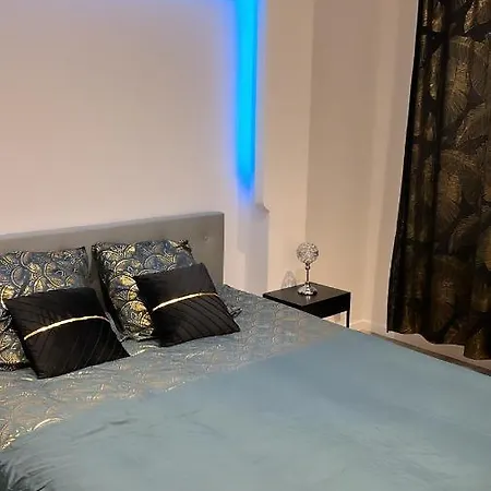 Maison Jardin Paisible 1 Chambre Mérignac Esterno foto